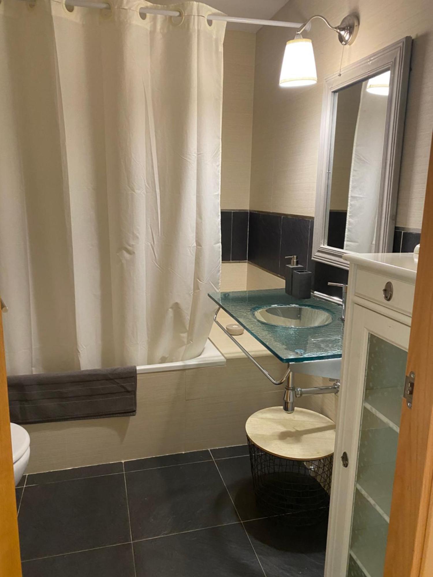 Apartament Hug Roger Valencia D'Aneu Esterno foto