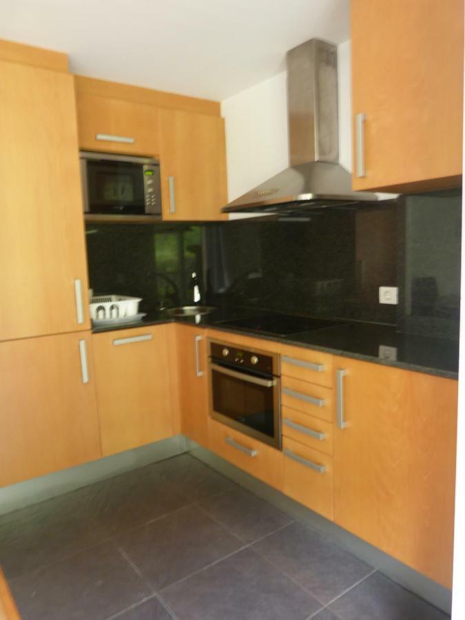 Apartament Hug Roger Valencia D'Aneu Esterno foto